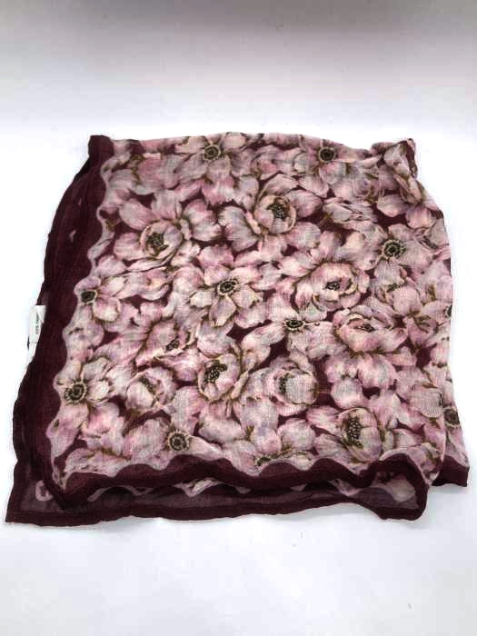 CHAN LUU(チャンルー)花柄スカーフ