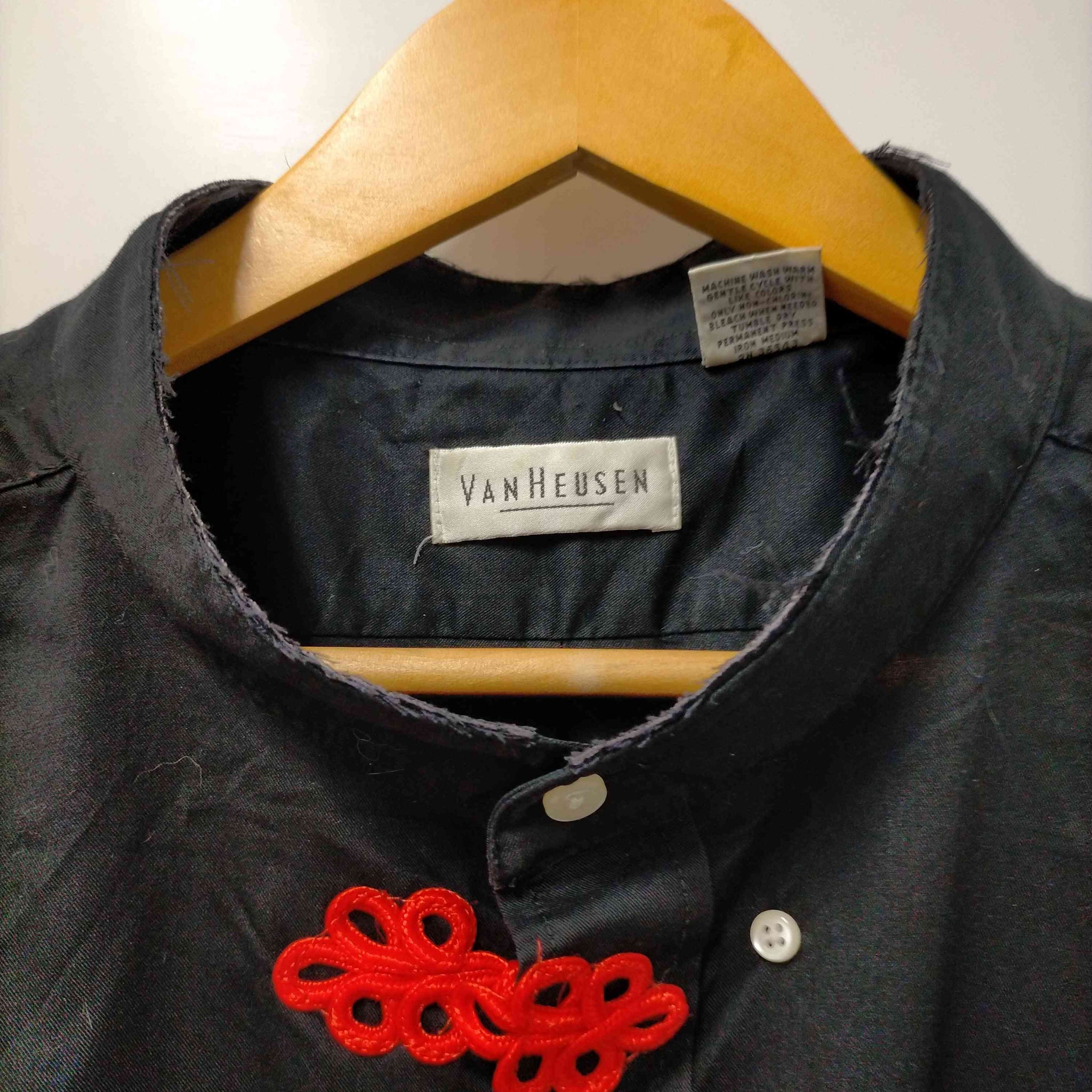 VANHEUSEN(ヴァンヒューゼン)90S デザイン 刺繍 バンドカラー L/S シャツ
