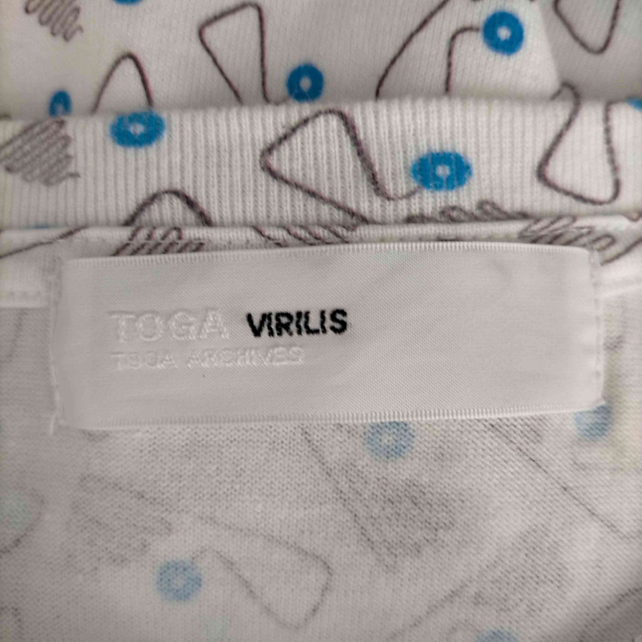 TOGA VIRILIS(トーガビリリース)総柄半袖ポケットTシャツ