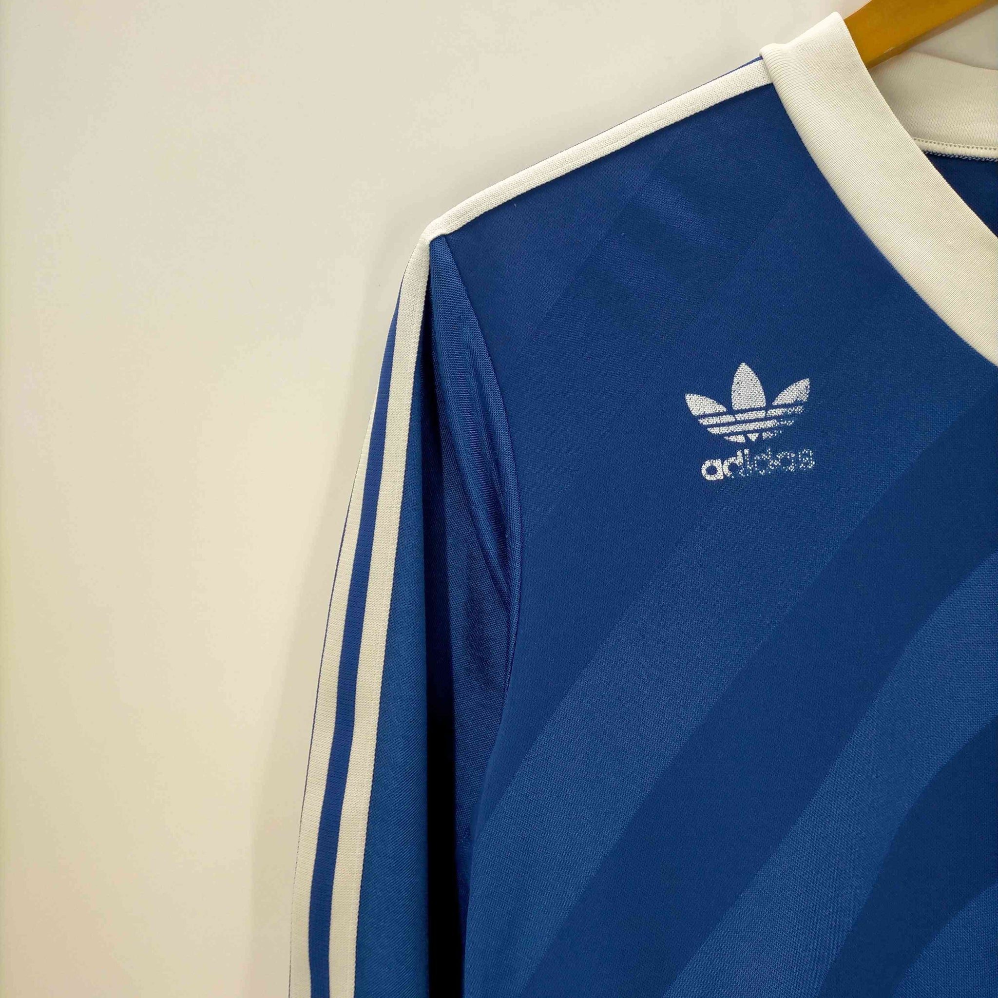 adidas(アディダス) デサント製 トレフォイルロゴ サッカーシャツ