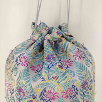Tsuru by Mariko Oikawa(ツルバイマリコオイカワ)花刺繍 巾着バッグ ハンドバッグ