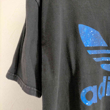 adidas(アディダス)ビッグロゴプリント Tシャツ