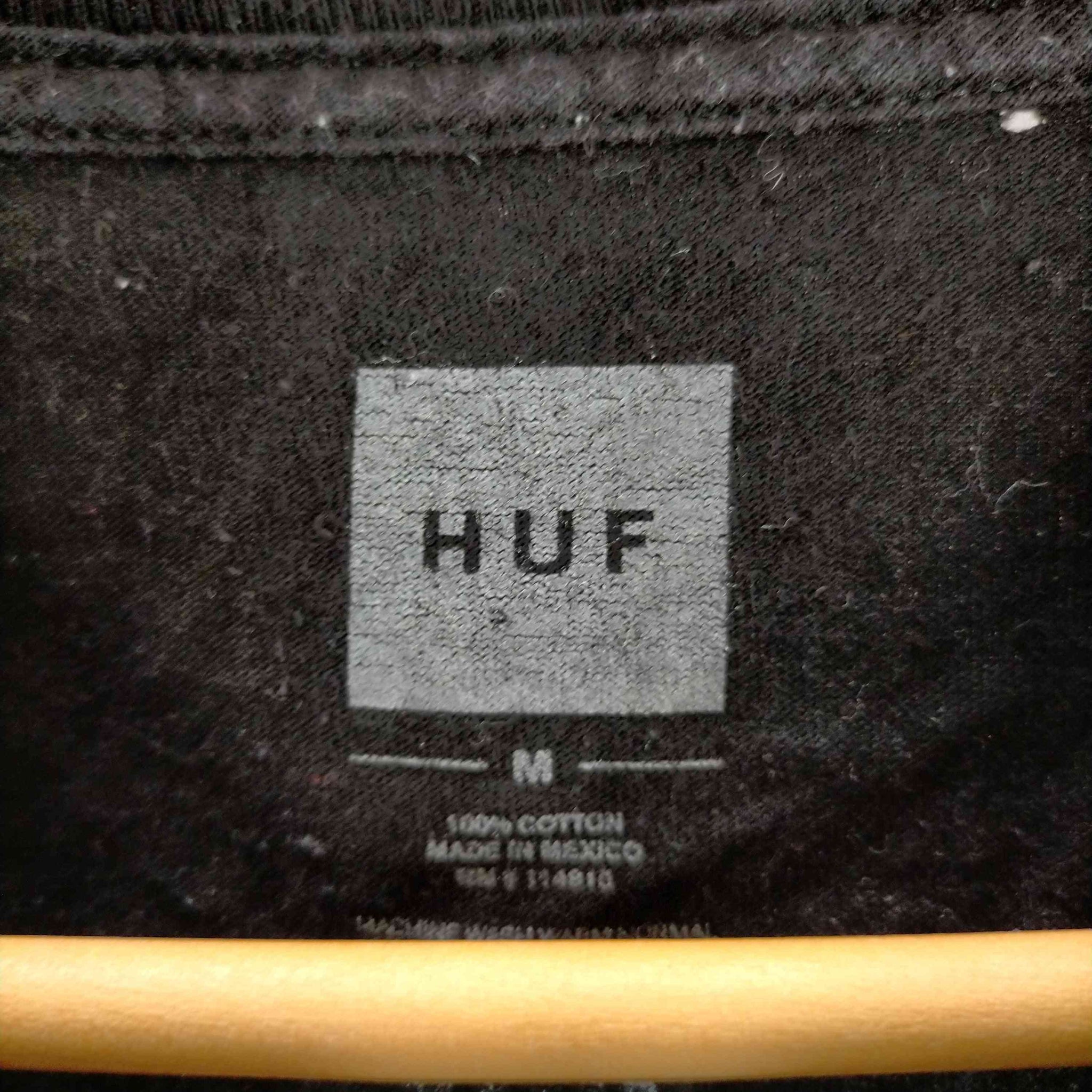HUF(ハフ)スクエアロゴ プリントクルーネックTシャツ
