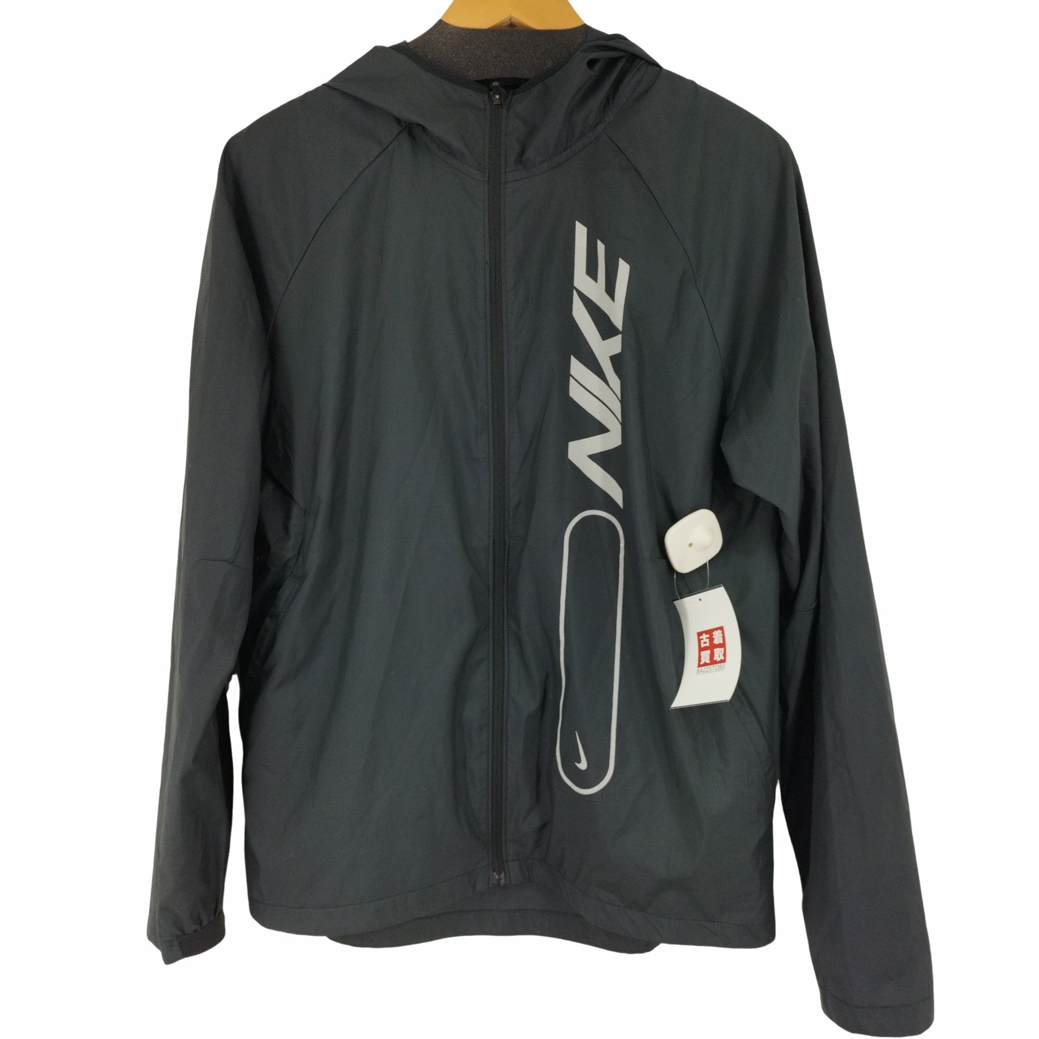 NIKE(ナイキ)ウインドブレーカージャケット エッセンシャルジャケット
