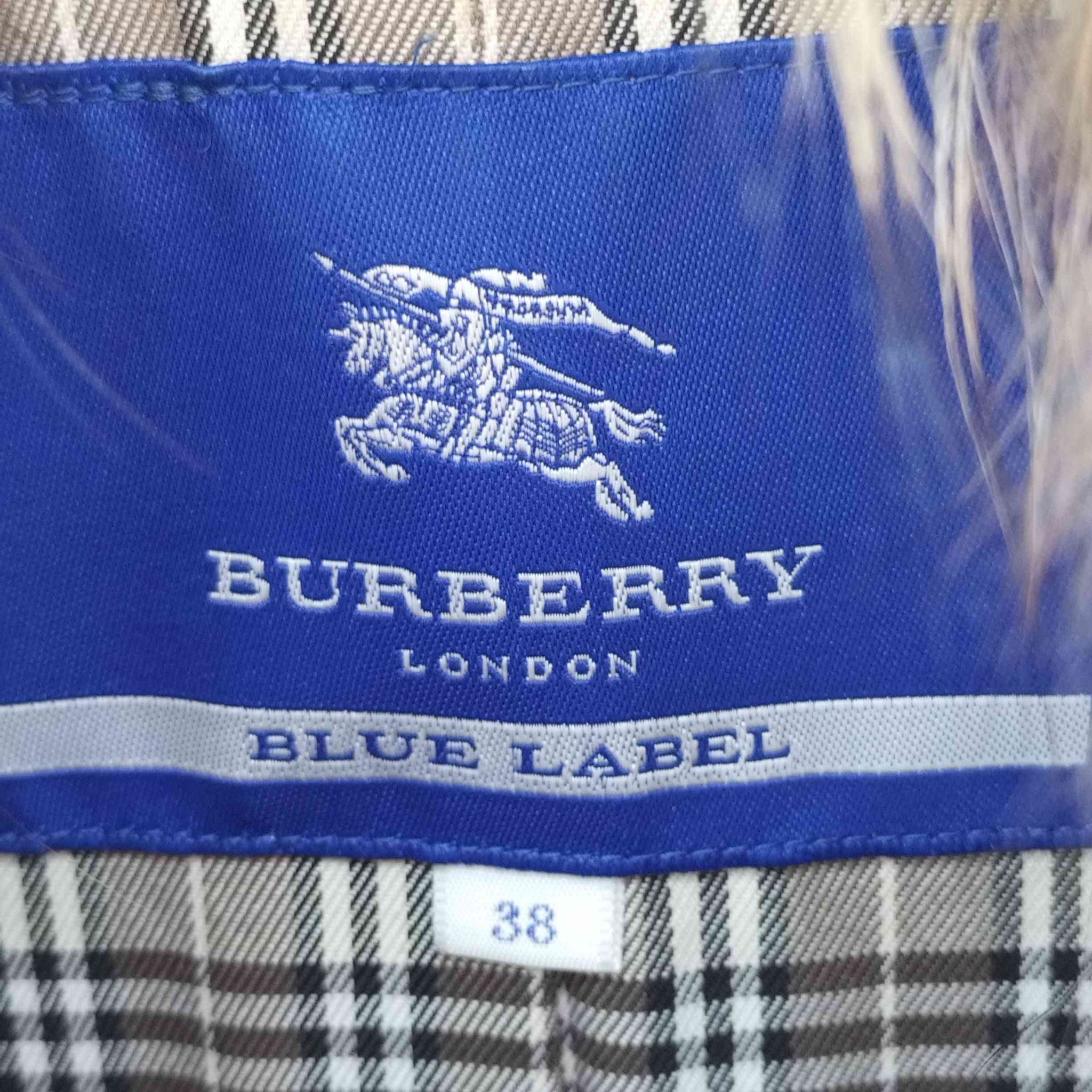 BURBERRY BLUE LABEL(バーバリーブルーレーベル)トレンチコート