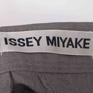 ISSEY MIYAKE(イッセイミヤケ)01SS ウールタックパンツ