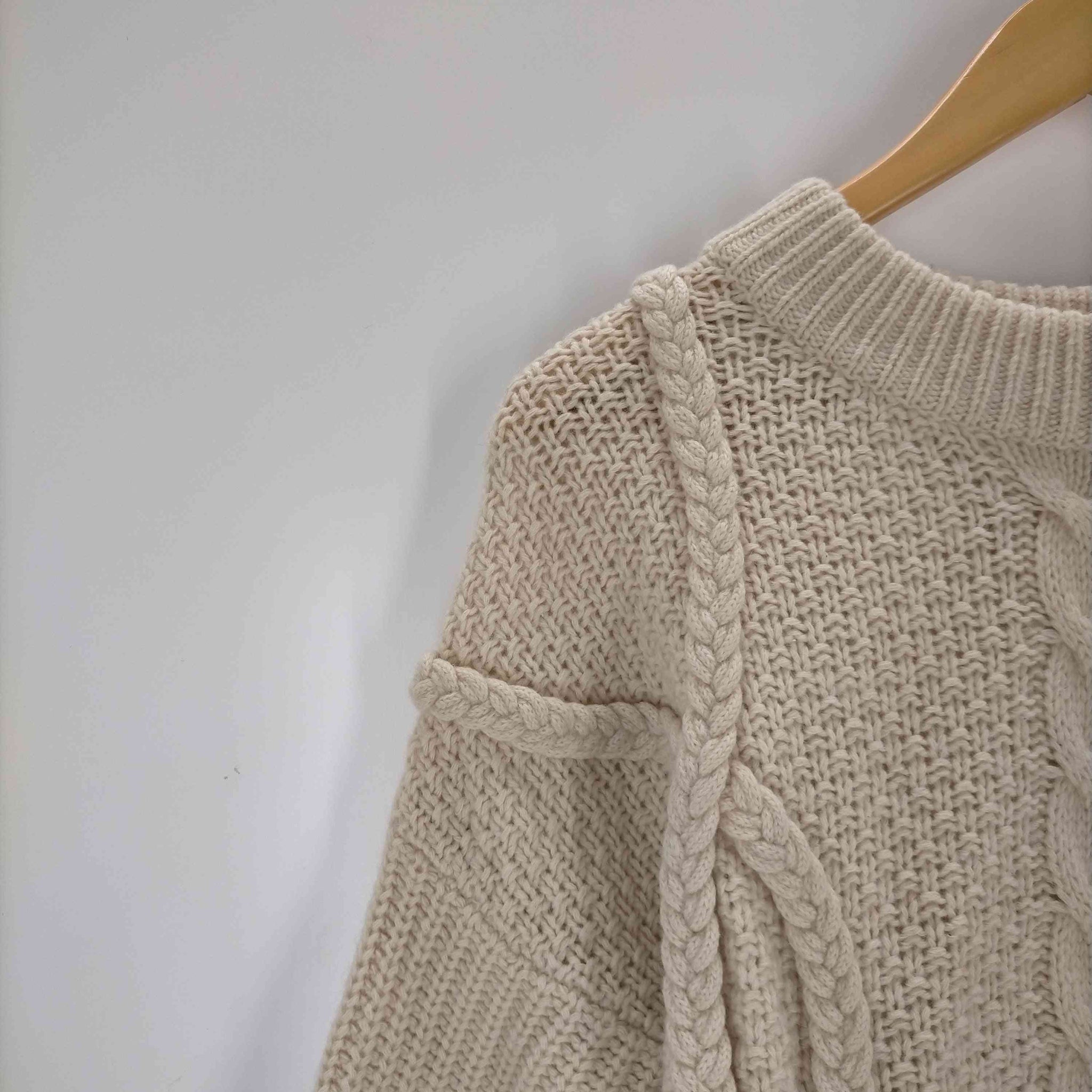 CLANE(クラネ)3D CABLE KNIT