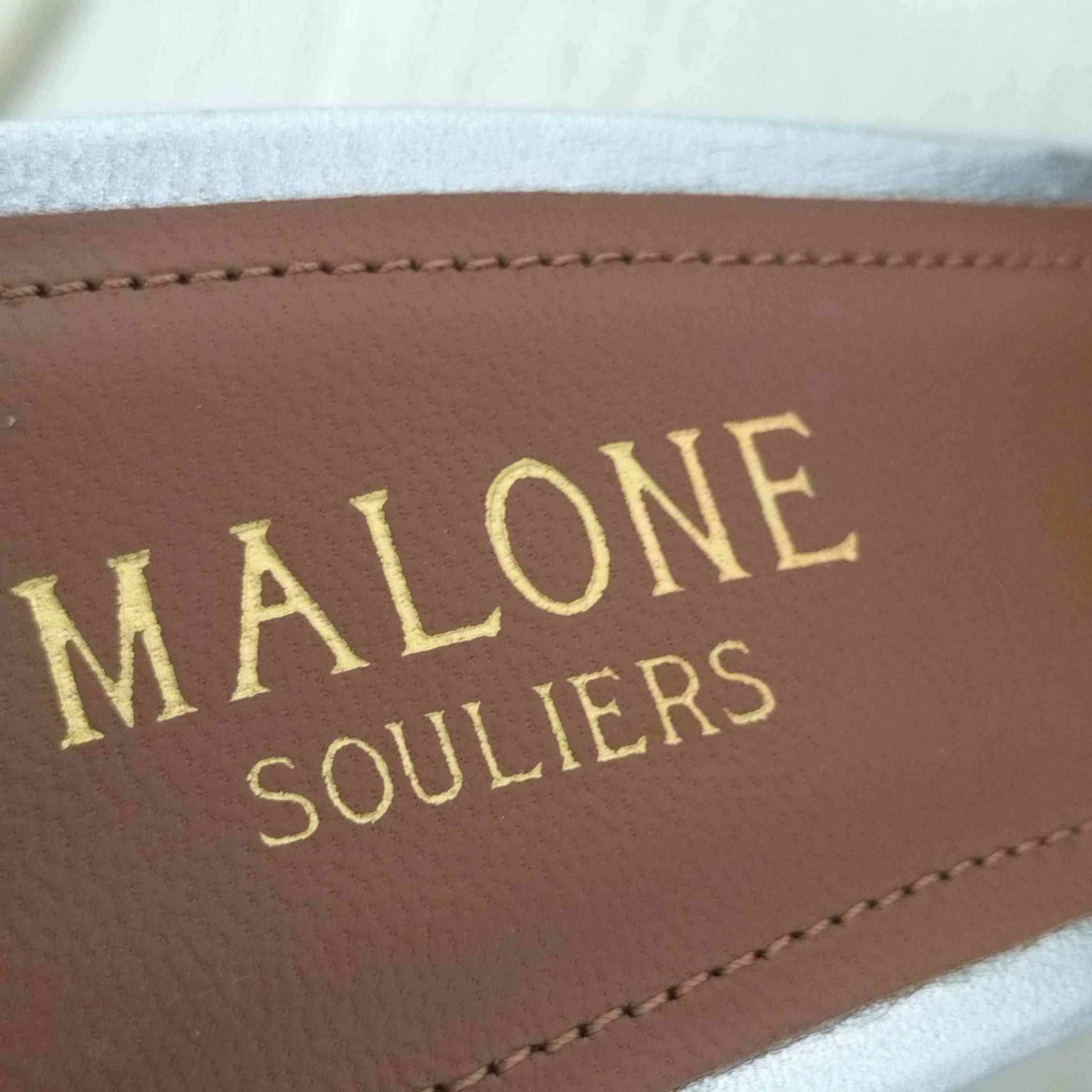Malone Souliers(マローンスリアーズ)Zola Metallic Leather And Suede ゾーラ メタリック レザーアンドスウェードサンダル