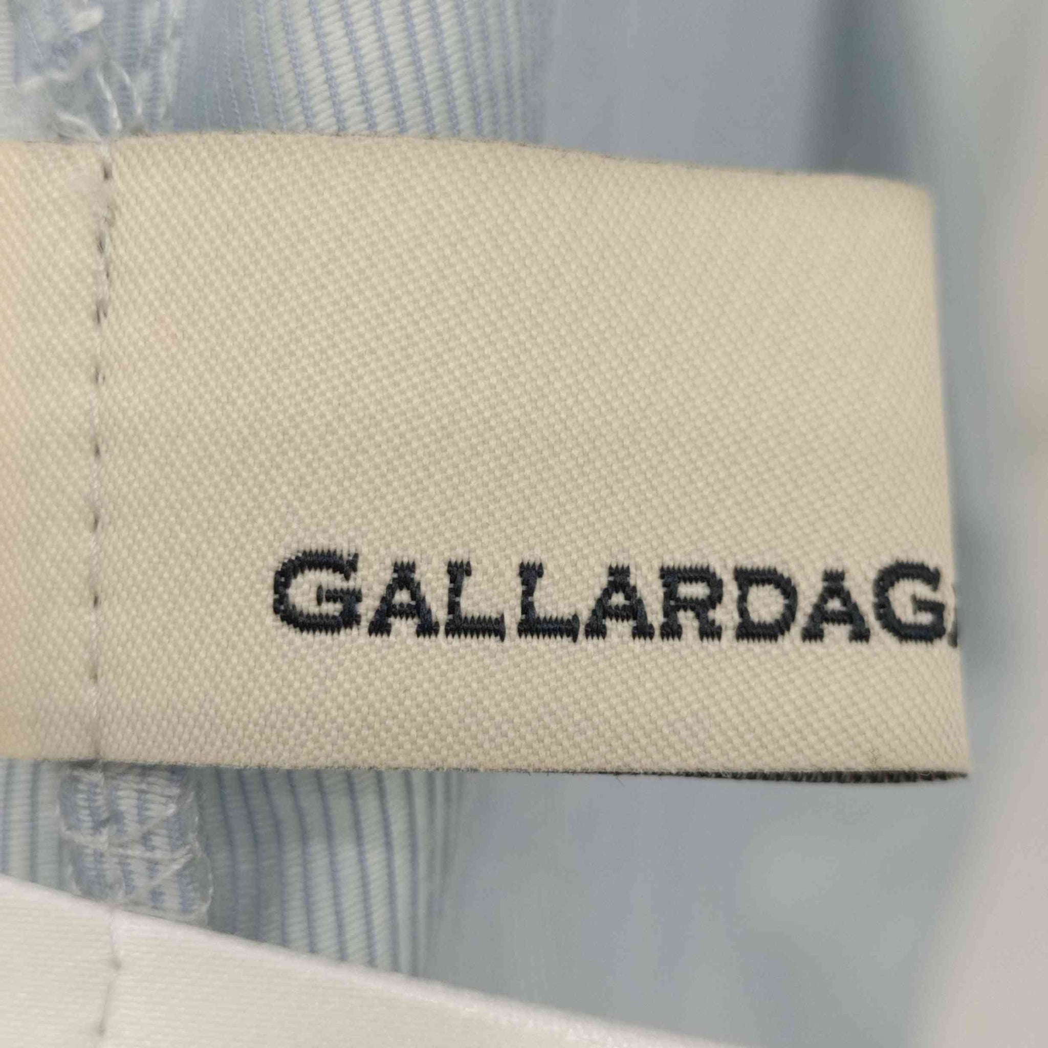GALLARDAGALANTE(ガリャルダガランテ)ノーカラーロングシャツ