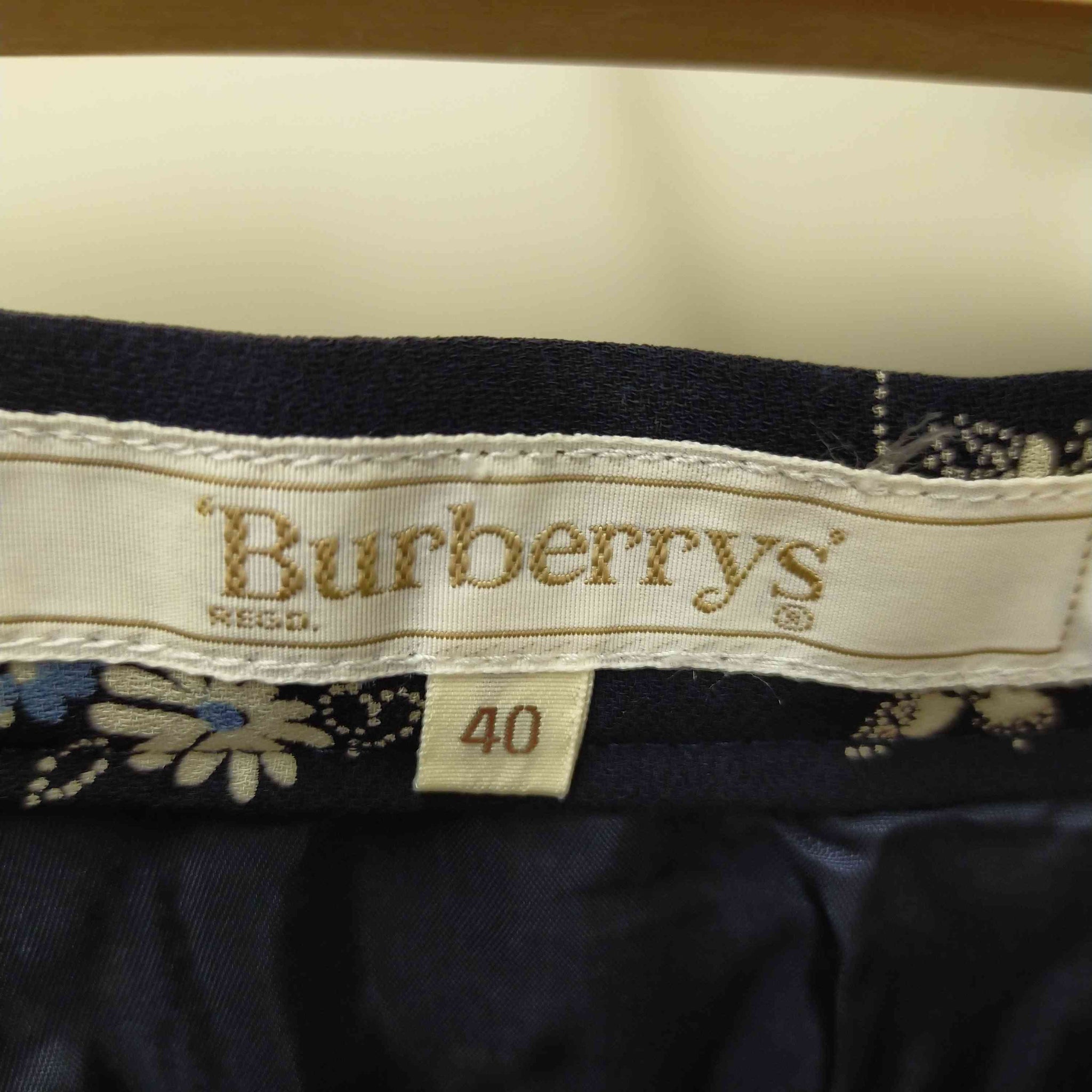 BURBERRYS(バーバリーズ)シルクギャザー花柄スカート