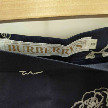 BURBERRYS(バーバリーズ)サイドジップ花柄スカート