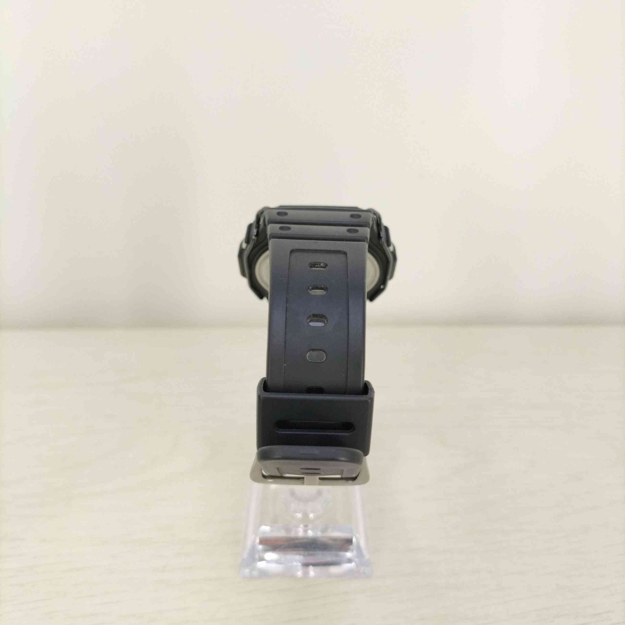 CASIO(カシオ)G-SHOCK 5600 SERIES DW-D5600P-1JF デジタル腕時計