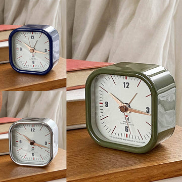 スクエア　アラーム　クロック　ダルトン　クロック　時計　置き時計　置時計　おしゃれ　シンプル　アメリカン　レトロ　ポップ　ナチュラル　シンプル　北欧　レトロ　西海岸　ミッドセンチュリー　ｍｅｇｌａｓ　メグラス